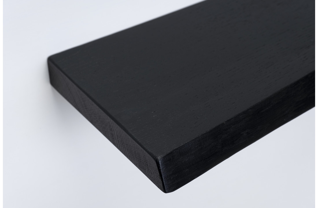 Zwart eiken wandplank 36mm geschuurd met blind montage systeem