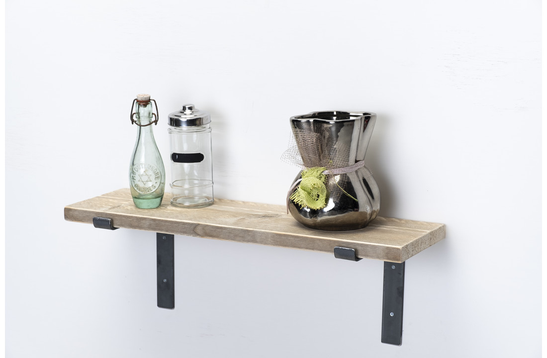 Wandplank steigerhout oud 3cm met open stalen beugels II