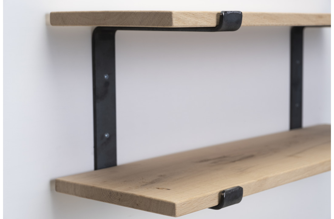 Wall rack double with 2cm oak shelves and steel brackets