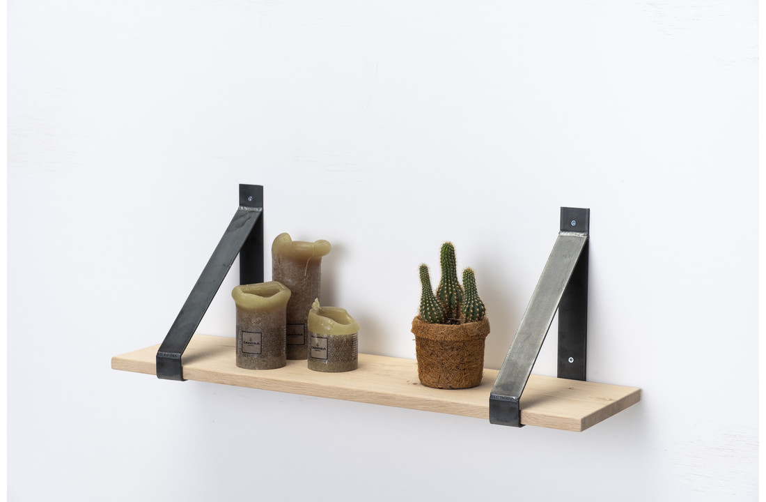 Wall shelf oak 2cm with steel brackets