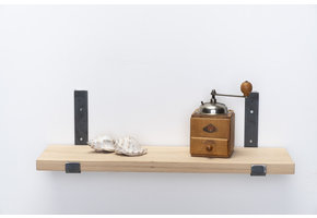 Wall shelf oak 3cm with open steel brackets