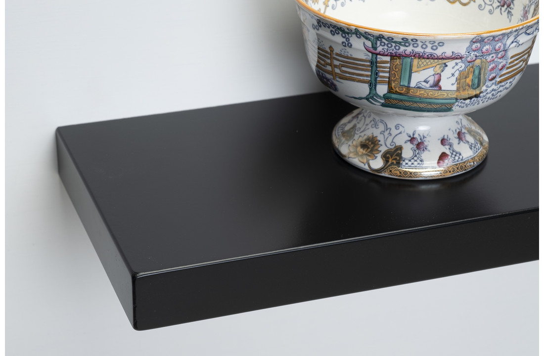 Wandplank zwart 38mm dikte strak gezaagd met zwevend montage systeem