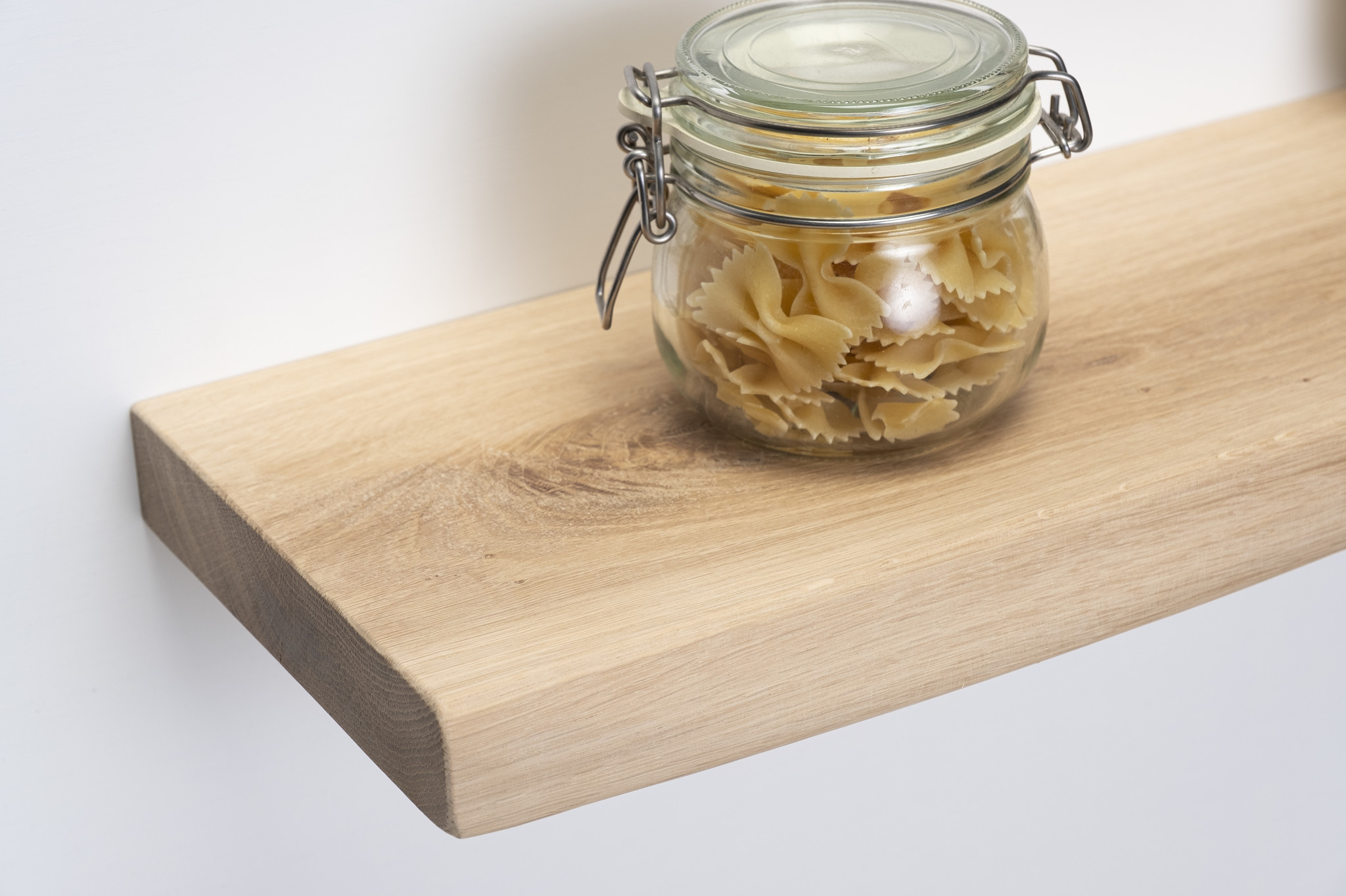 Oak wall board 55mm thickness planed with lived front floating mounting system