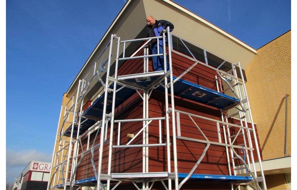 GEVELSTEIGER 10x10 m2