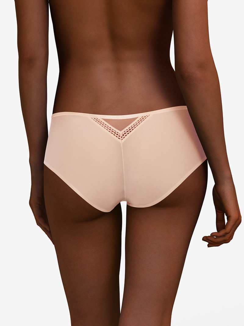 Chantelle Chic covering shorty C16G40-046 Parelroze