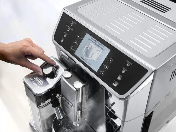 De'Longhi De'Longhi PrimaDonna Elite ECAM650.55MS - Koffiemachine De'Longhi De'Longhi PrimaDonna Elite ECAM650.55MS - Koffiemachine