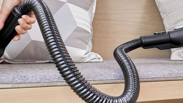 Bosch Bosch Unlimited 7 ProAnimal BCS711PET  - Steelstofzuiger