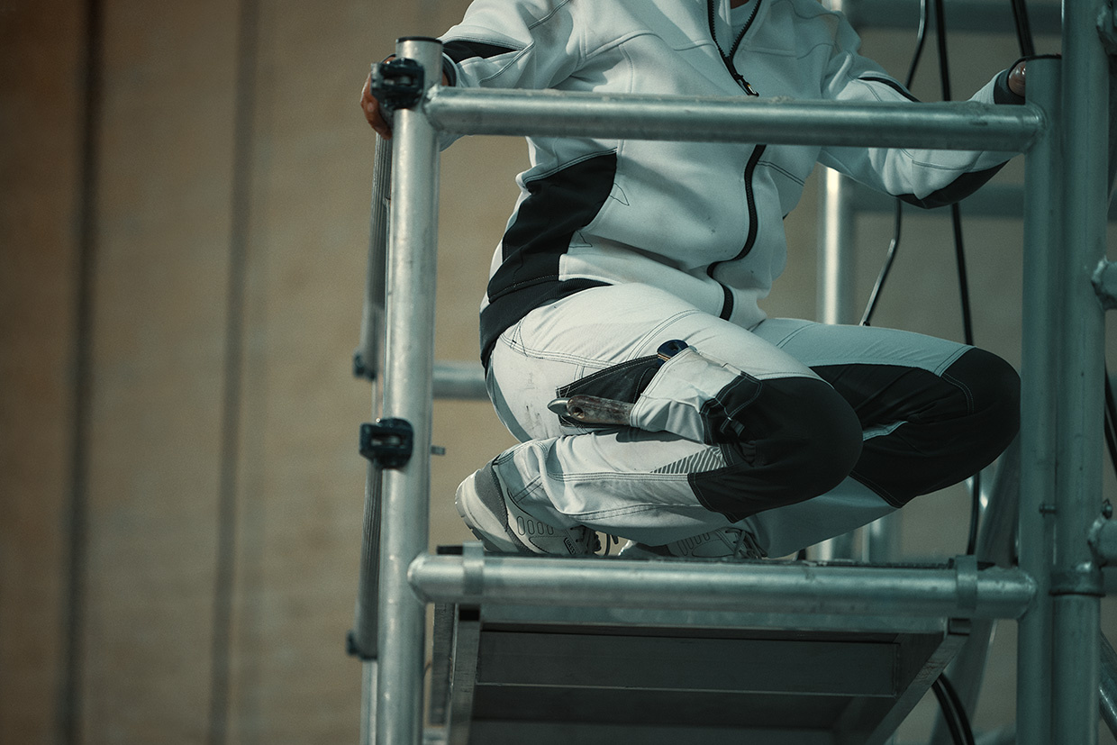 Dassy werkkleding voor schilders en stukadoors: Robuust of Stretch?