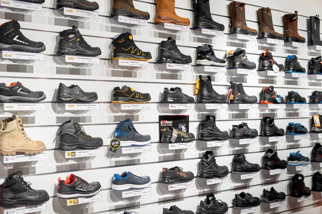 Werkschoenen normeringen uitgelegd: S1, S3, SRC, ESD en meer