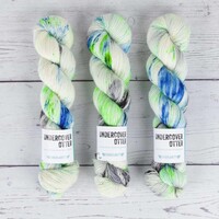 SINGULARITY - STARRY EYES