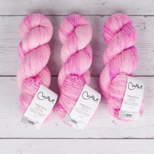 WALK collection COTTAGE MERINO - IT'S A GIRL