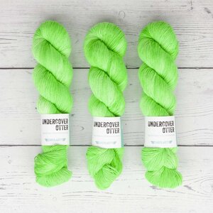 Undercover Otter SINGULARITY - TOXIE