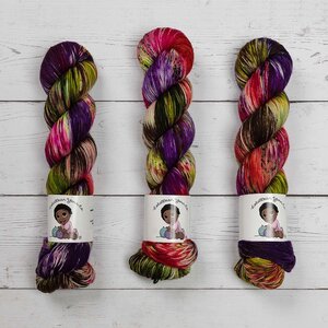 LOLABEAN YARN CO NAVY BEAN - AUDREY II