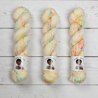 NAVY BEAN - SALT WATER TAFFY