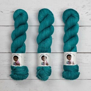LOLABEAN YARN CO NAVY BEAN - SERENITY