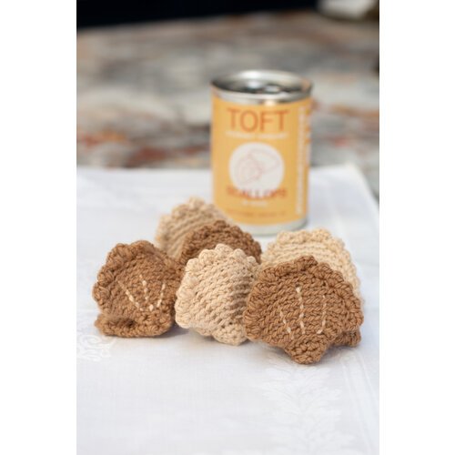 TOFT SCALLOPS IN A TIN KIT ENGLISH