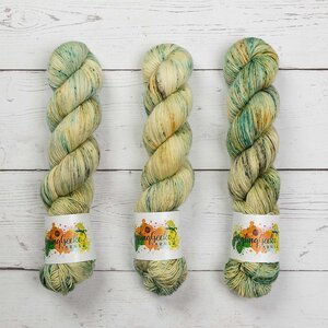 Giggling Gecko Yarns GGY - YELLOW TOPAZ