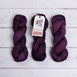 Fyberspates VIVACIOUS 4 PLY - 620 GRAPE
