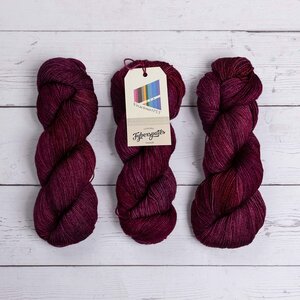 Fyberspates VIVACIOUS 4 PLY - 618 PLUM IMPS