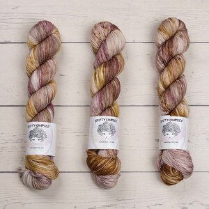 DUSTY DIMPLES DUSTY SOCK - KALOPSIA