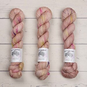 DUSTY DIMPLES DUSTY SOCK - ROSE GOLD DUSTY DIMPLES DUSTY SOCK - ROSE GOLD