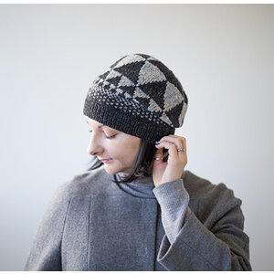 Stephen & Penelope FRACTALS HAT by OLGAJAZZY - DARK Stephen & Penelope FRACTALS HAT by OLGAJAZZY - DARK