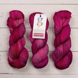 Fyberspates GLEEM LACE - 711 MIXED MAGENTAS