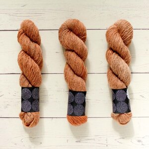 KÄSSÄKERHO POM POM SUOMA SINGLE - KORALLI (CORAL)