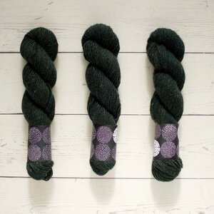 KÄSSÄKERHO POM POM SUOMA SINGLE - METSÄ (FOREST)