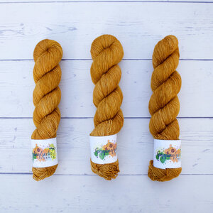 Giggling Gecko Yarns GGY - BUTTERSCOTCH