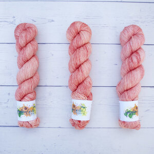 Giggling Gecko Yarns GGY - SEA CORAL
