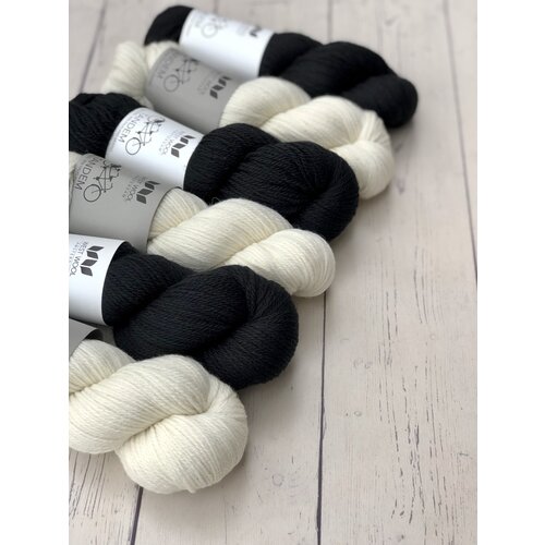 Westknits WK ASKEWS ME SHAWL - KIT 1