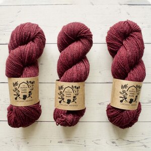 DUTCH YARN BARN ORGANIC MERINO - BURGUNDY