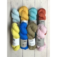 WK PAINTING BRICKS SWEATER - KIT 4