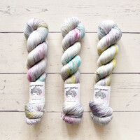 DUSTY SOCK - RIBBON DANCE