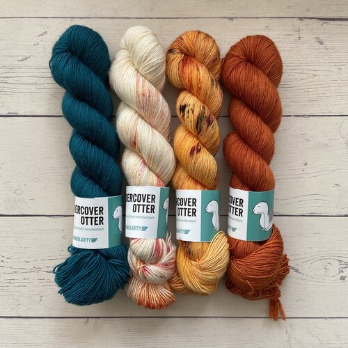 Stephen & Penelope EWE ROCK by SOSU