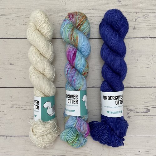 Stephen & Penelope SUBURBAN WRAP by JOJI LOCATELLI Stephen & Penelope SUBURBAN WRAP by JOJI LOCATELLI