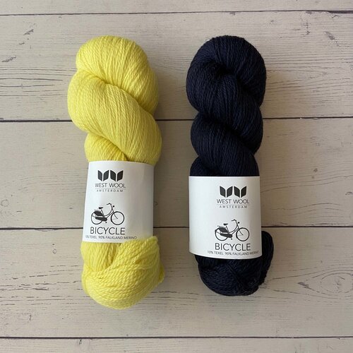 Stephen & Penelope THE LOVE OF SPIDERS by MELANIE BERG