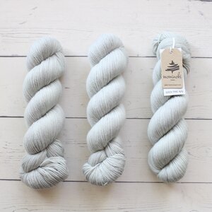Mominoki Yarn SOCK FINE 4PLY - SILVER