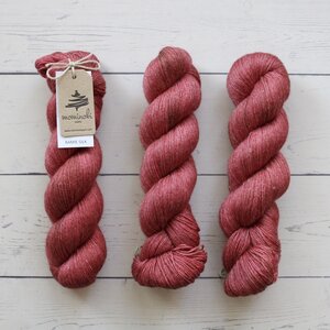 Mominoki Yarn RAMIE SILK - CARMINE RED