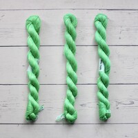 BREEZE - SPRING LEAF