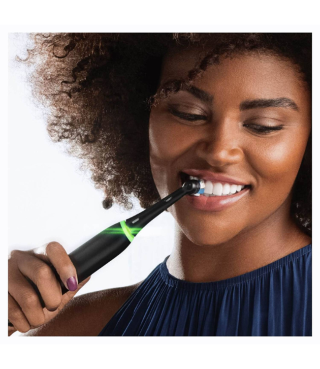 Oral-B iO Series 5 Black + Extra Body White