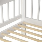 Kinderbed huisje van hout met hek - 160 x 80 cm