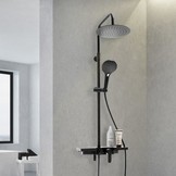 Zwarte doucheset met douchemengkraan en regendouche