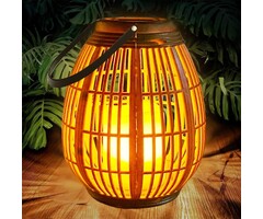 Solar-Gartenlaterne mit flackernder Kerze - Holzoptik Kunststoff, Hängend/Stehend, IP44 Wasserdicht, 23cm Höhe