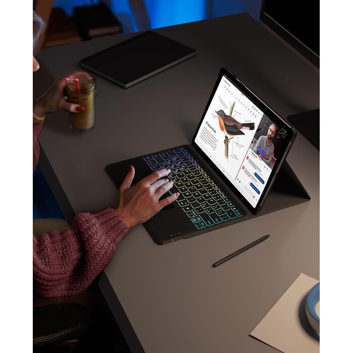 Earto Tastatur für Tablet mit Touchpad & RGB - Bis zu 72% sparen!