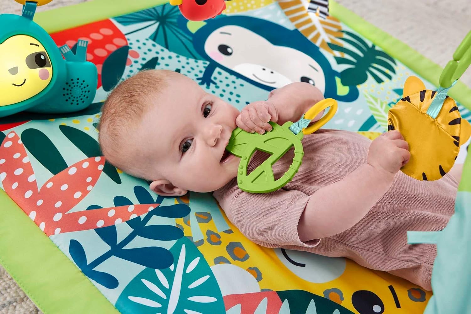 3-in-1 Baby-Spielmatte mit Spielbogen & Musik - bis zu 45,6% sparen