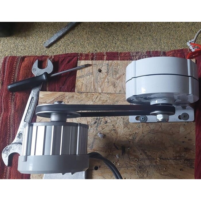 600W Permanentmagnet-Generator 24V - getriebelos & wartungsarm - bis zu 40,2% sparen