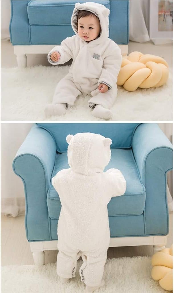 Kuscheliger Baby Fleece-Strampler mit Bärenohren - Sparen Sie bis zu 27%
