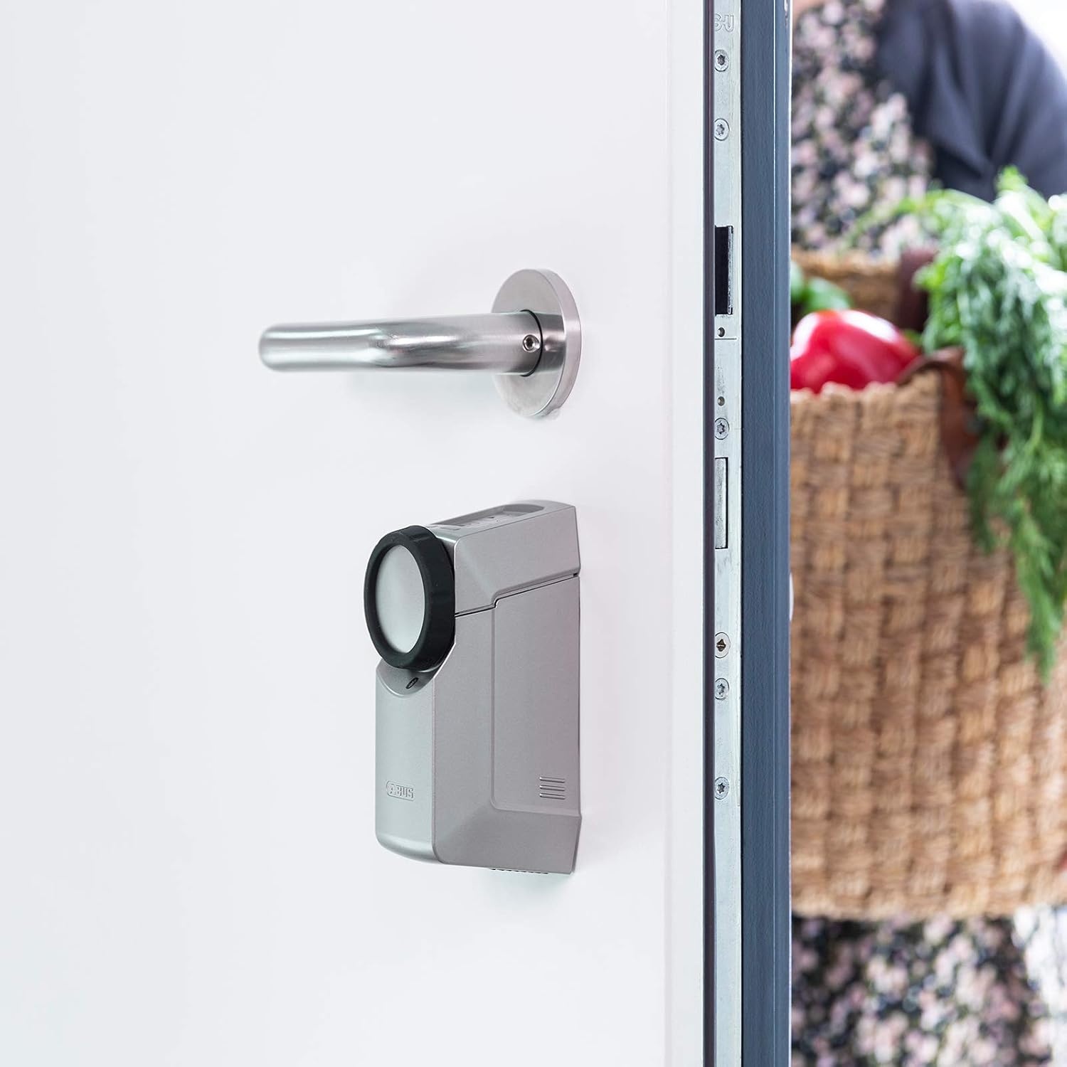 Elektronischer Türschlossantrieb: Smart Home Nachrüstung - bis zu 34% günstiger